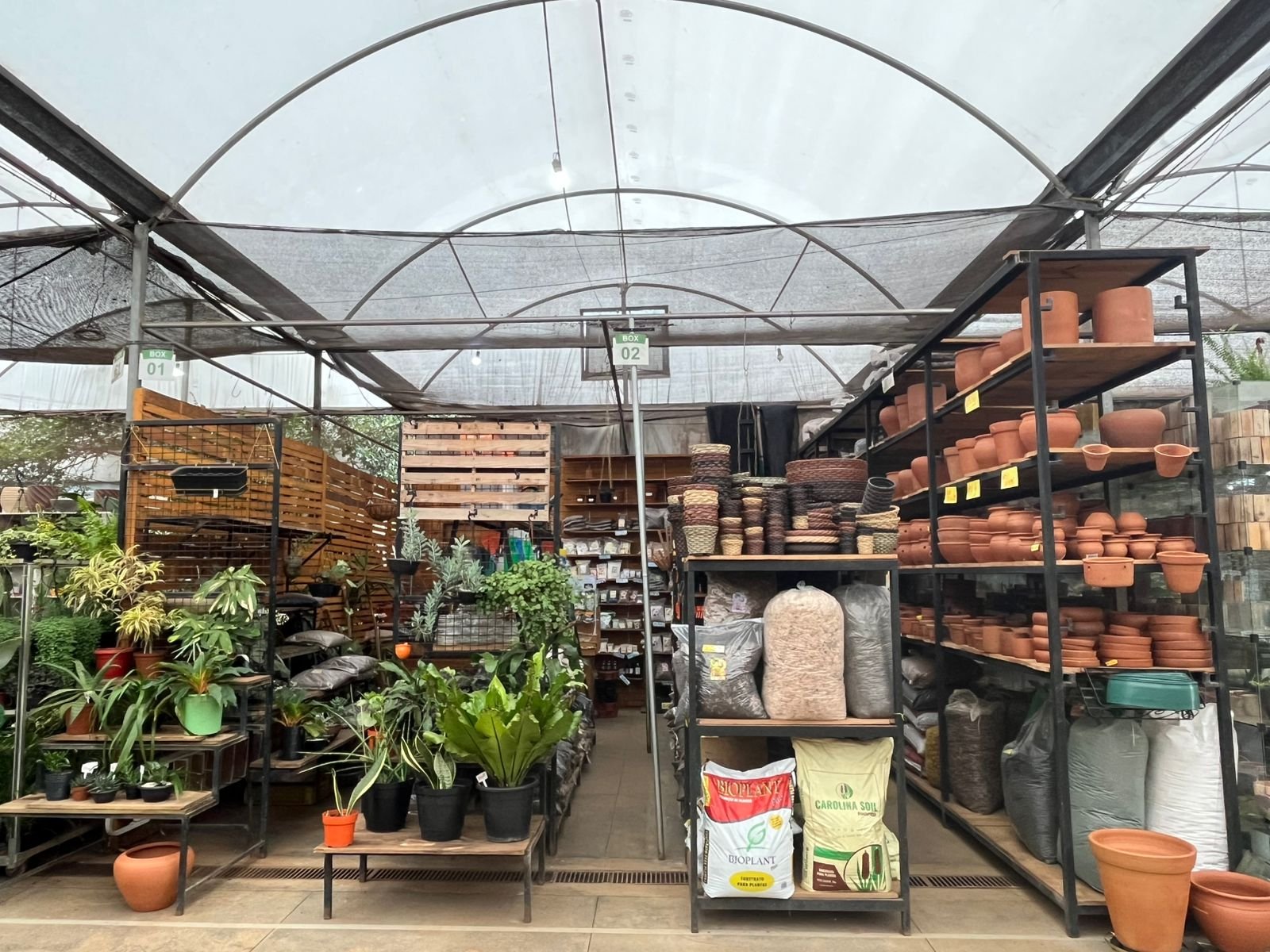 Fachada externa da loja Hobby Verde CEASA